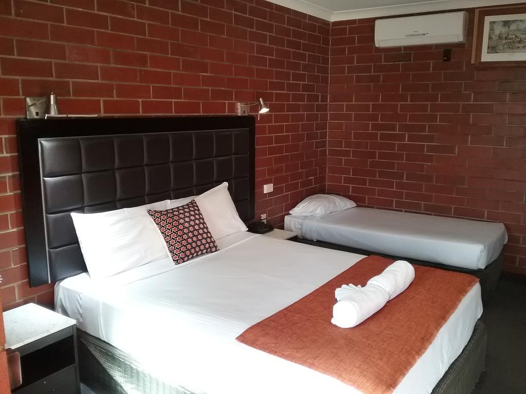 Pooraka Motor Inn Buitenkant foto